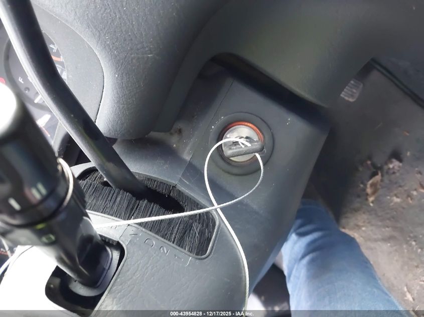 2001 Honda Cr-V Ex VIN: JHLRD18641S026331 Lot: 43954828