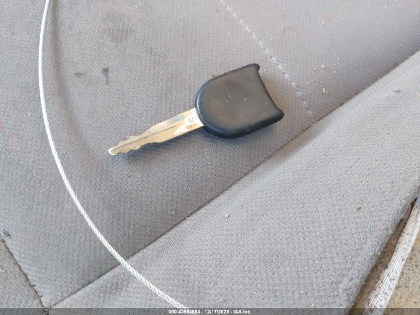 2006 Ford F-150 Stx/Xlt VIN: 1FTRF02226KC77637 Lot: 43954854