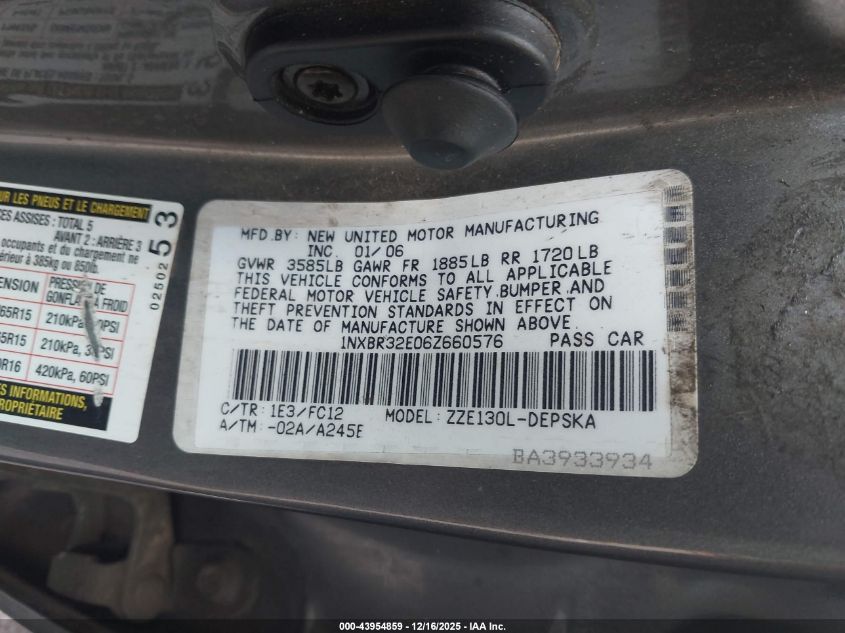 2006 Toyota Corolla S VIN: 1NXBR32E06Z660576 Lot: 43954859