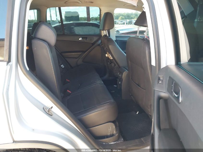 2010 Volkswagen Tiguan Wolfsburg Edition VIN: WVGBV7AX5AW515228 Lot: 43954882