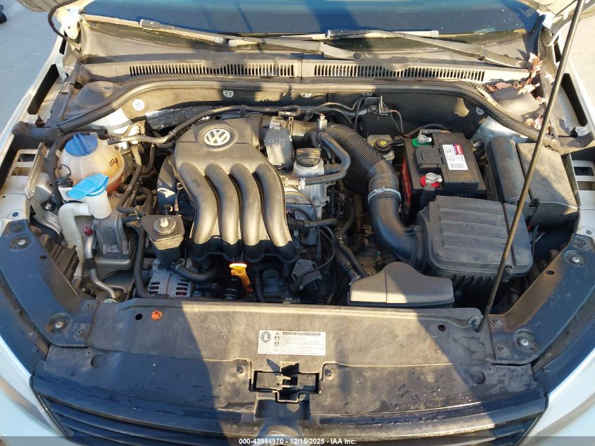 2012 Volkswagen Jetta 2.0L Base/2.0L S VIN: 3VW2K7AJ3CM325842 Lot: 43954970