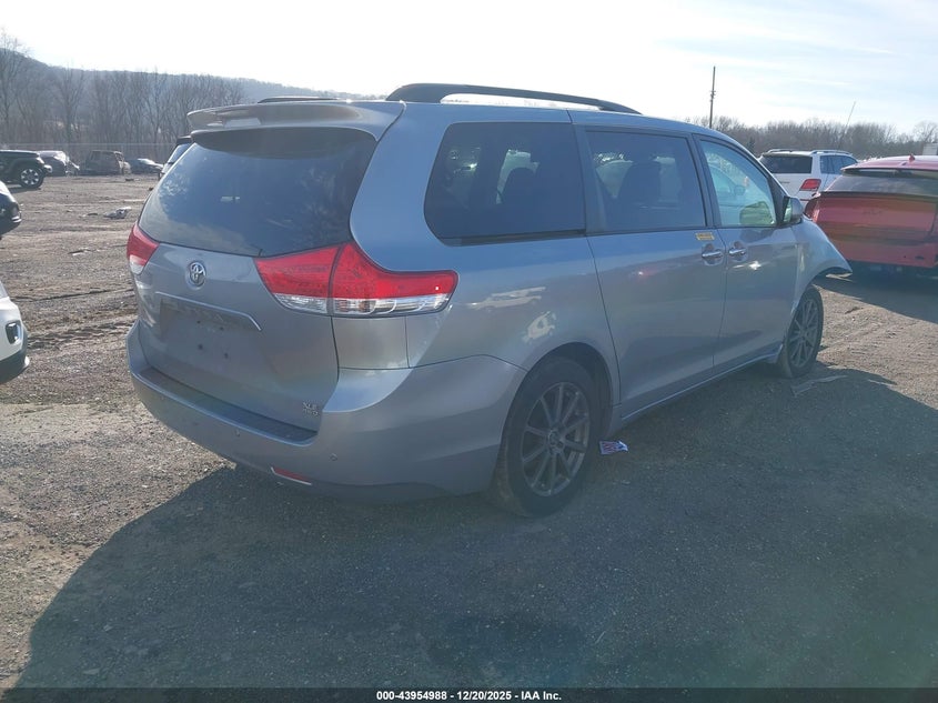 2014 Toyota Sienna Xle 7 Passenger