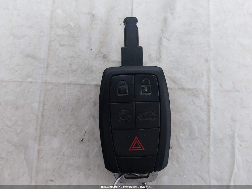 2008 Volvo S40 2.4I VIN: YV1MS382X82406784 Lot: 43954997