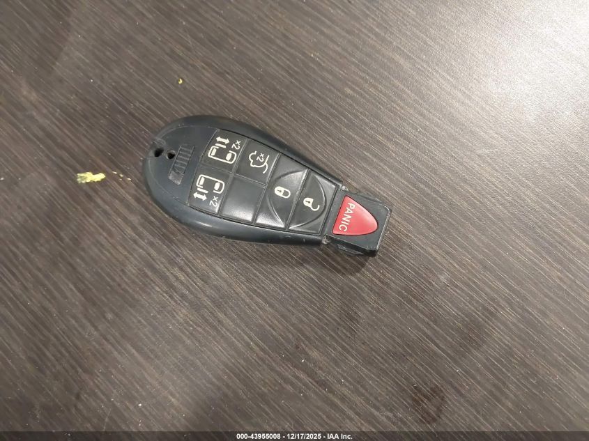 2013 Chrysler Town & Country Touring VIN: 2C4RC1BG3DR573338 Lot: 43955008