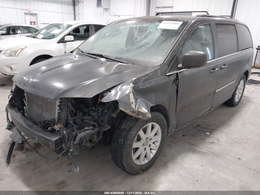 2C4RC1BG3DR573338 2013 CHRYSLER TOWN & COUNTRY photo no. 2