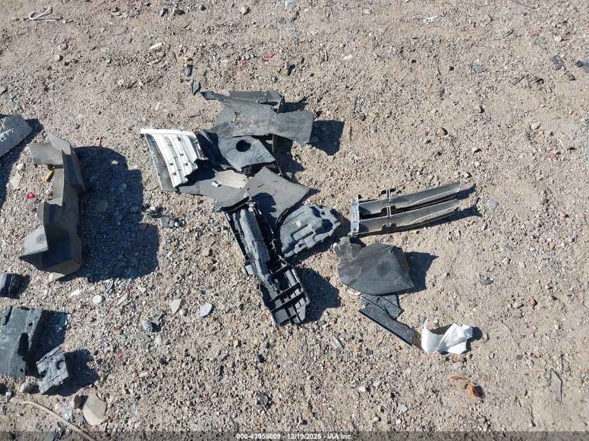 2016 Hyundai Genesis 3.8 VIN: KMHGN4JE2GU116672 Lot: 43955009