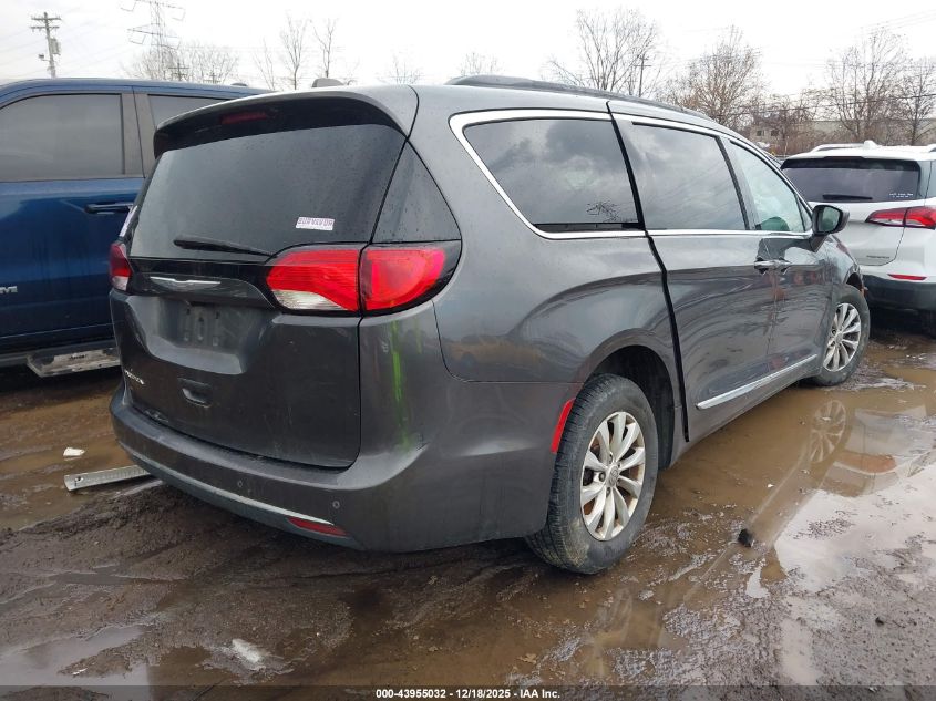 2017 Chrysler Pacifica Touring-L VIN: 2C4RC1BG4HR794470 Lot: 43955032