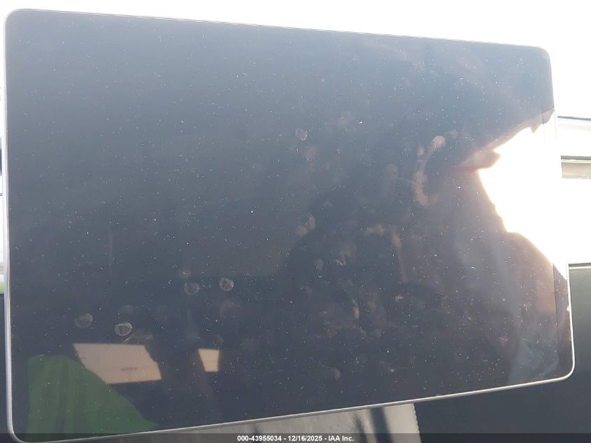 2023 Tesla Model Y Rwd VIN: 7SAYGDED9PF965987 Lot: 43955034