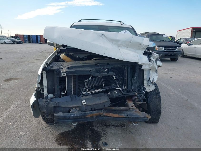 2011 Chevrolet Tahoe Ltz VIN: 1GNSKCE01BR142781 Lot: 43955053