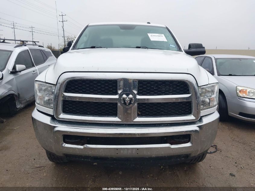 2018 Ram 2500 Tradesman 4X4 8' Box VIN: 3C6UR5HL6JG313786 Lot: 43955055