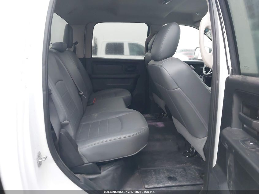 2018 Ram 2500 Tradesman 4X4 8' Box VIN: 3C6UR5HL6JG313786 Lot: 43955055