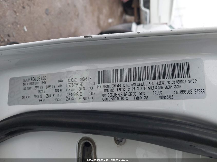 2018 Ram 2500 Tradesman 4X4 8' Box VIN: 3C6UR5HL6JG313786 Lot: 43955055