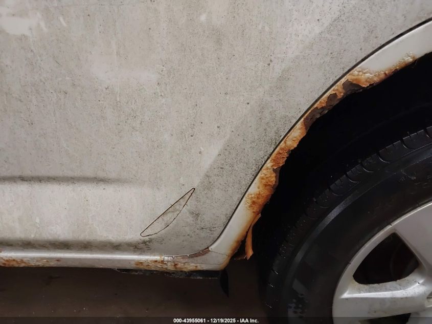 2006 Toyota Rav4 Limited VIN: JTMBD31V365035460 Lot: 43955061