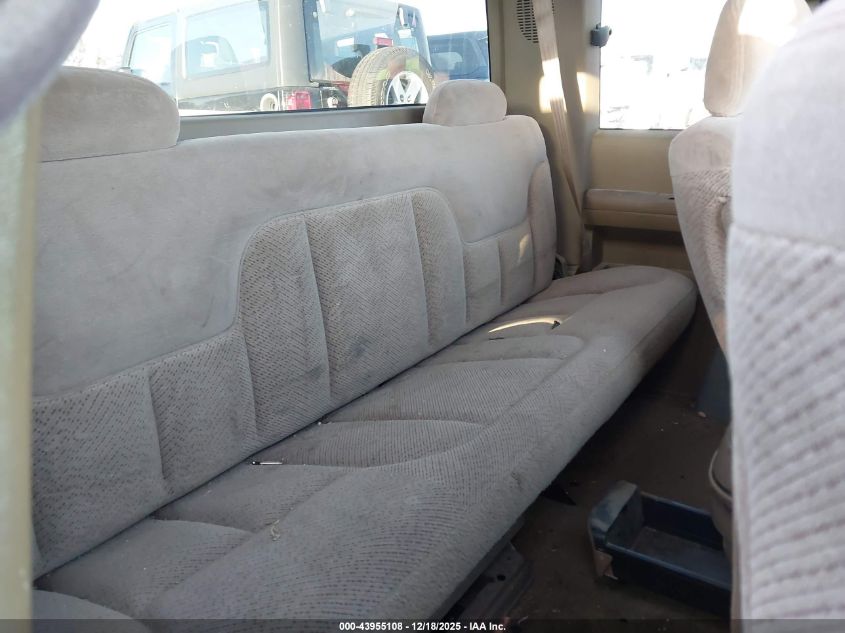 1995 Chevrolet Gmt-400 K1500 VIN: 2GCEK19K0S1106756 Lot: 43955108