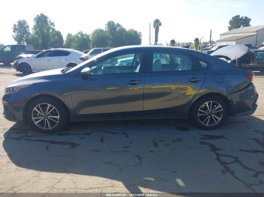 2023 Kia Forte Lxs VIN: 3KPF24AD6PE579509 Lot: 43955128