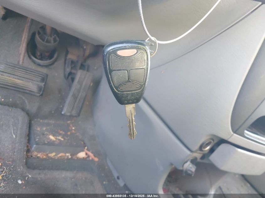 2005 Dodge Grand Caravan Se VIN: 1D4GP24R15B383928 Lot: 43955135