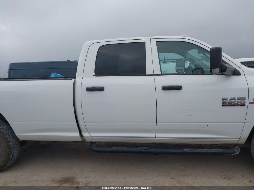 2018 Ram 2500 Tradesman 4X4 8' Box VIN: 3C6UR5HLXJG301558 Lot: 43955153