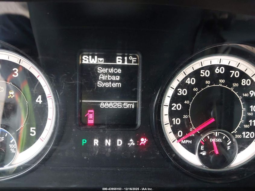 2018 Ram 2500 Tradesman 4X4 8' Box VIN: 3C6UR5HLXJG301558 Lot: 43955153