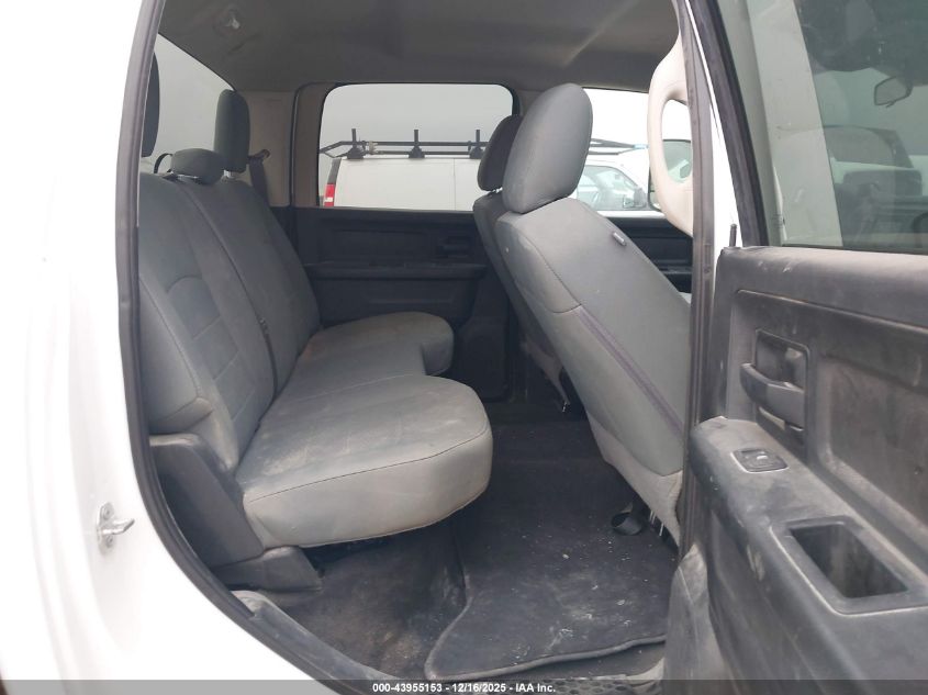 2018 Ram 2500 Tradesman 4X4 8' Box VIN: 3C6UR5HLXJG301558 Lot: 43955153