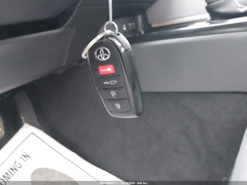 2026 Toyota Camry Le VIN: 4T1DAACK8TU676304 Lot: 43955171