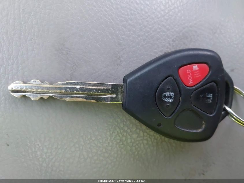 2006 Toyota Rav4 Limited V6 VIN: JTMZK31V066001717 Lot: 43955178