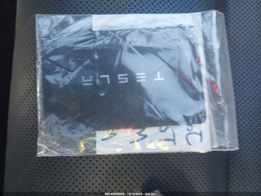 2021 Tesla Model S Plaid Tri Motor All-Wheel Drive VIN: 5YJSA1E66MF443303 Lot: 43955206