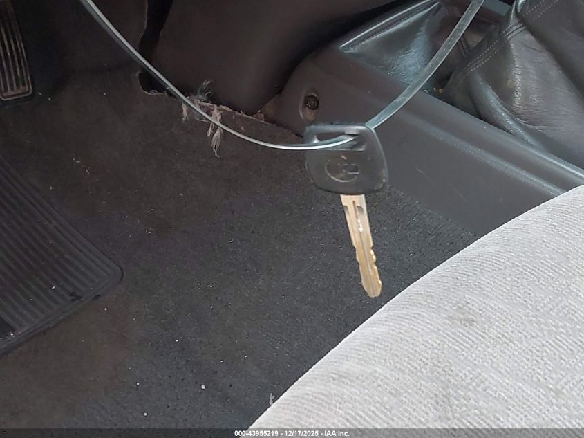 2001 Toyota Tacoma VIN: 5TEVL52N21Z856288 Lot: 43955219