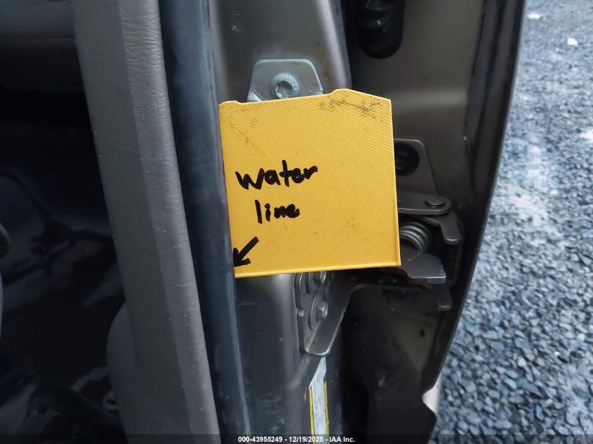 2008 Dodge Ram 1500 St/Sxt VIN: 1D7HU18N68J189312 Lot: 43955249