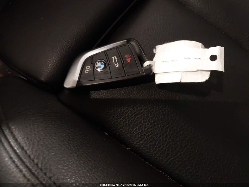 2018 BMW X1 xDrive28I VIN: WBXHT3C31J3H33679 Lot: 43955270