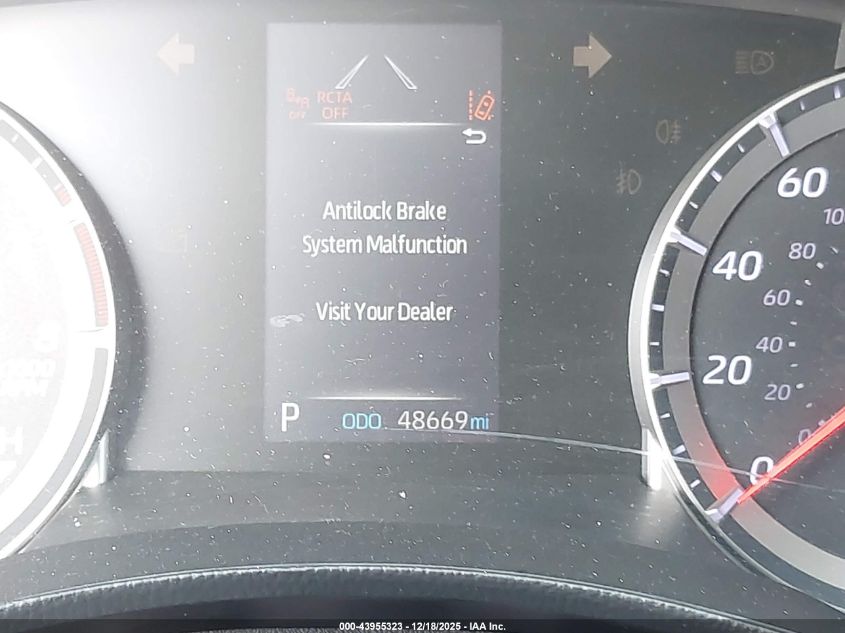 2021 Toyota Highlander Le VIN: 5TDZZRAH4MS061926 Lot: 43955323