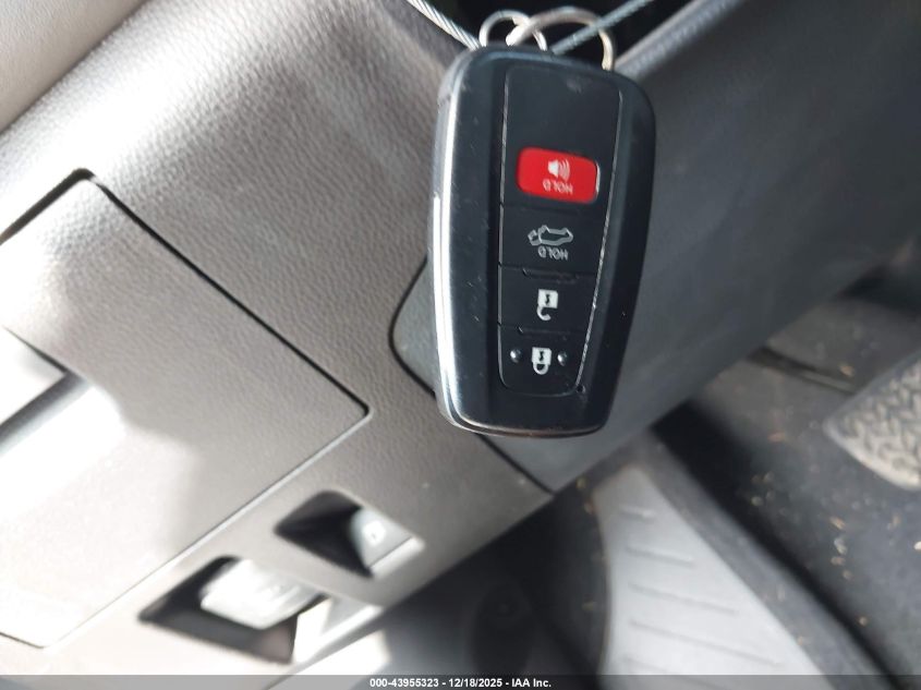 2021 Toyota Highlander Le VIN: 5TDZZRAH4MS061926 Lot: 43955323