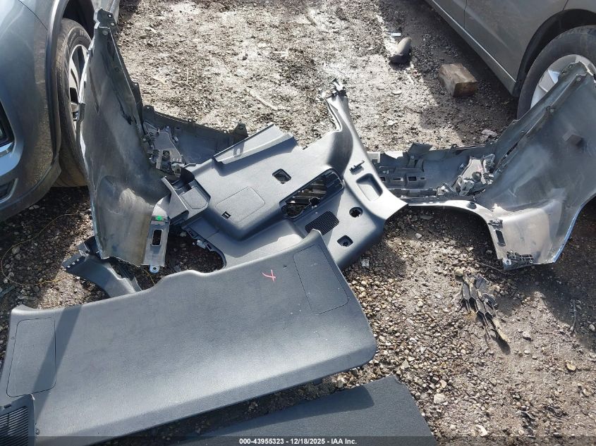 2021 Toyota Highlander Le VIN: 5TDZZRAH4MS061926 Lot: 43955323