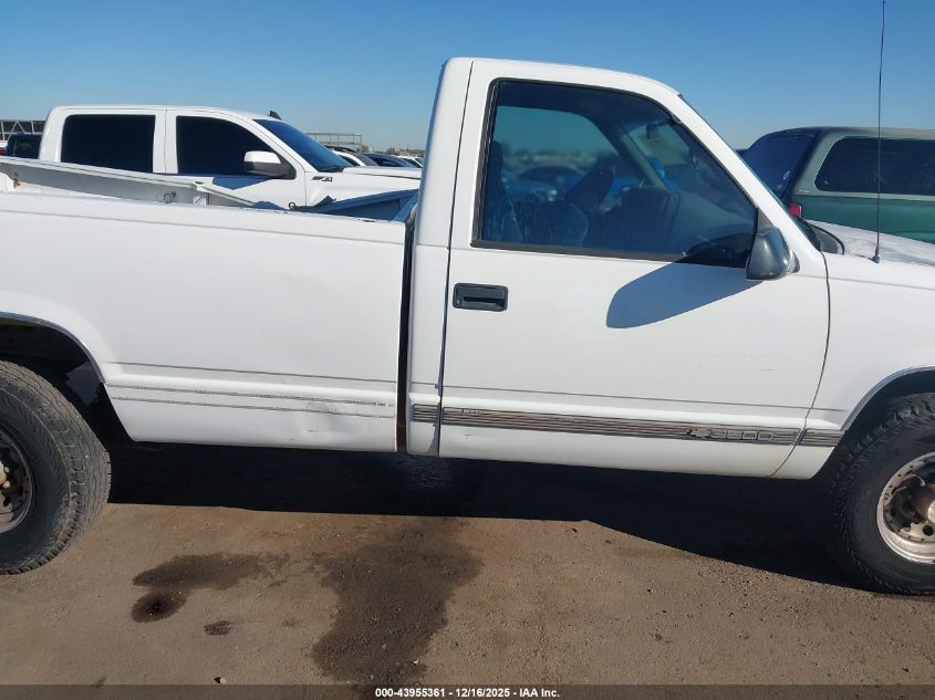 1996 Chevrolet Gmt-400 C3500 VIN: 1GCGC34J0TZ107821 Lot: 43955361