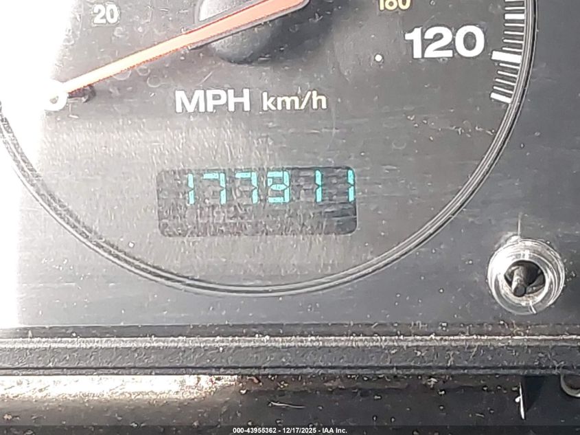 2001 Jeep Grand Cherokee Laredo VIN: 1J4GW48N11C536616 Lot: 43955362