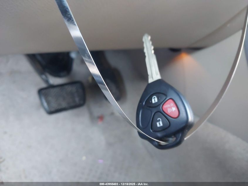 2008 Toyota Rav4 Limited V6 VIN: JTMBK31V686045662 Lot: 43955403