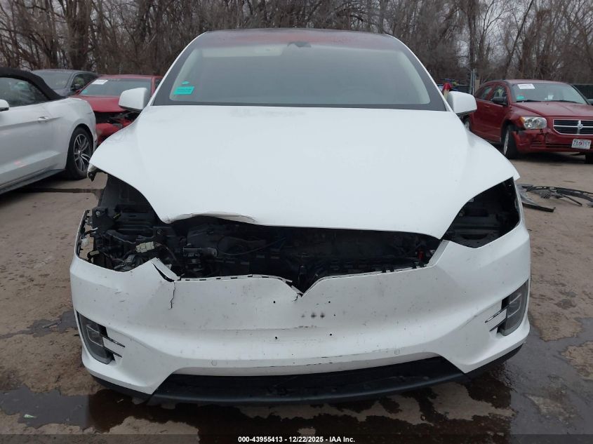 2016 Tesla Model X 60D/70D/75D/90D/P100D VIN: 5YJXCBE22GF003831 Lot: 43955413