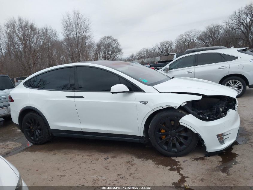 2016 Tesla Model X 60D/70D/75D/90D/P100D VIN: 5YJXCBE22GF003831 Lot: 43955413