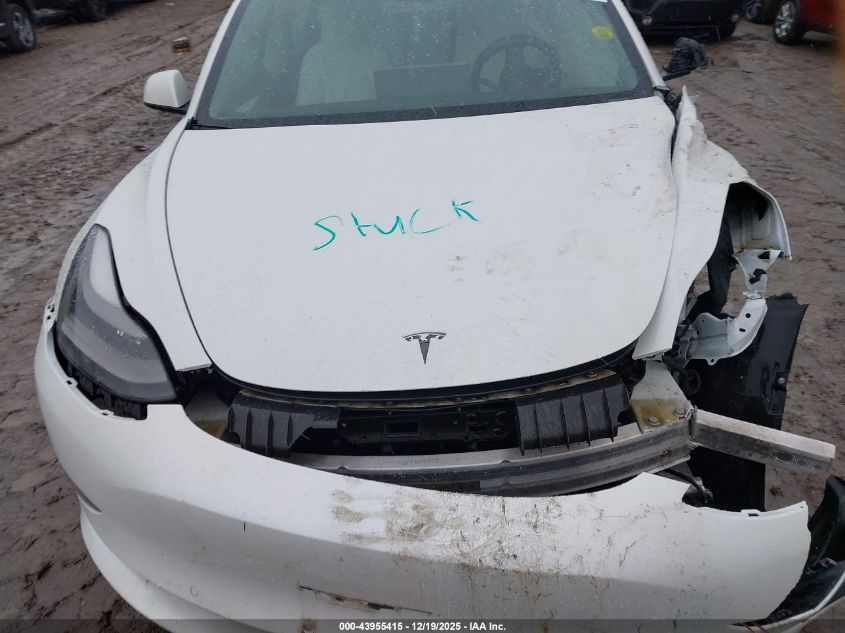 2022 Tesla Model 3 Long Range Dual Motor All-Wheel Drive VIN: 5YJ3E1EB5NF115071 Lot: 43955415