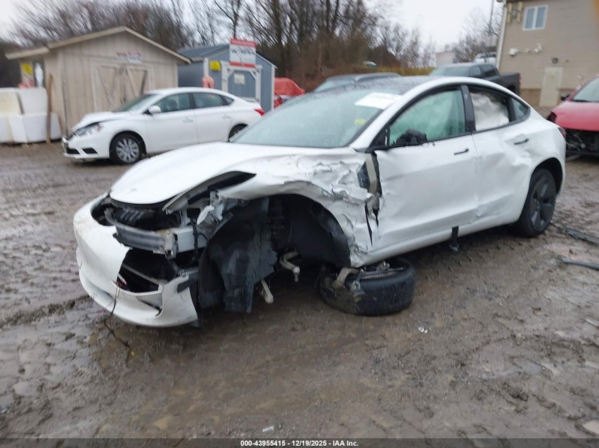 2022 Tesla Model 3 Long Range Dual Motor All-Wheel Drive