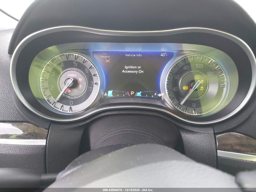 2017 Chrysler 300C VIN: 2C3CCAEG7HH586675 Lot: 43955476