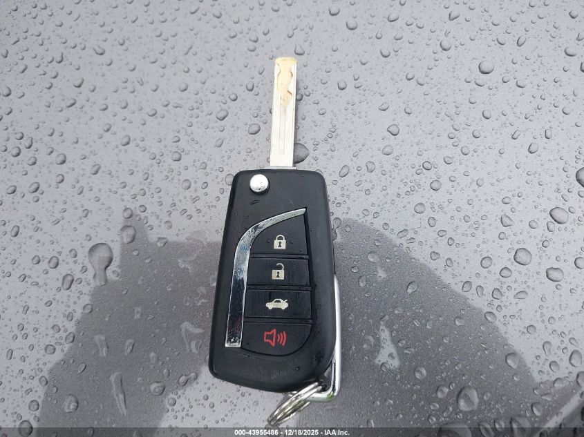 2019 Toyota Camry Le VIN: 4T1B11HK6KU237780 Lot: 43955486