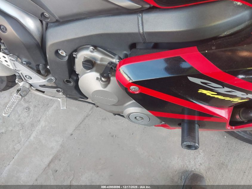 2005 Honda Cbr600 Rr VIN: JH2PC37115M201998 Lot: 43955596
