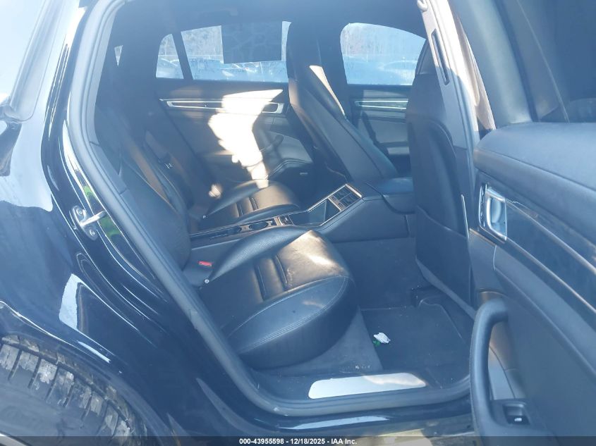 2018 Porsche Panamera 4 VIN: WP0AA2A72JL118057 Lot: 43955598