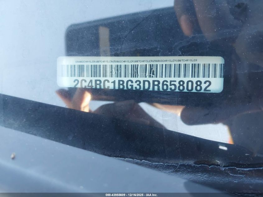 2013 Chrysler Town & Country Touring VIN: 2C4RC1BG3DR658082 Lot: 43955609