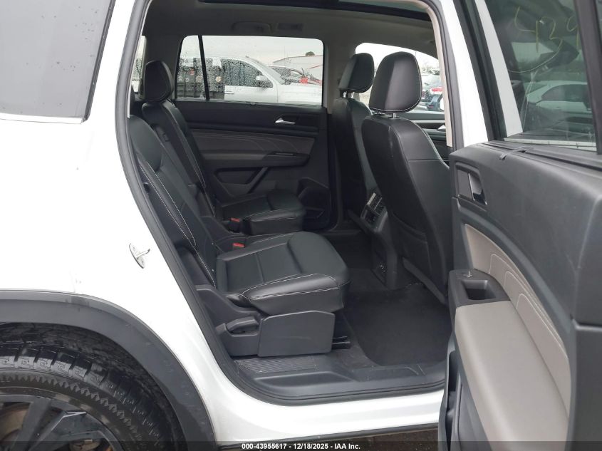 2022 Volkswagen Atlas 3.6L V6 Se W/Technology VIN: 1V2KR2CA4NC556332 Lot: 43955617