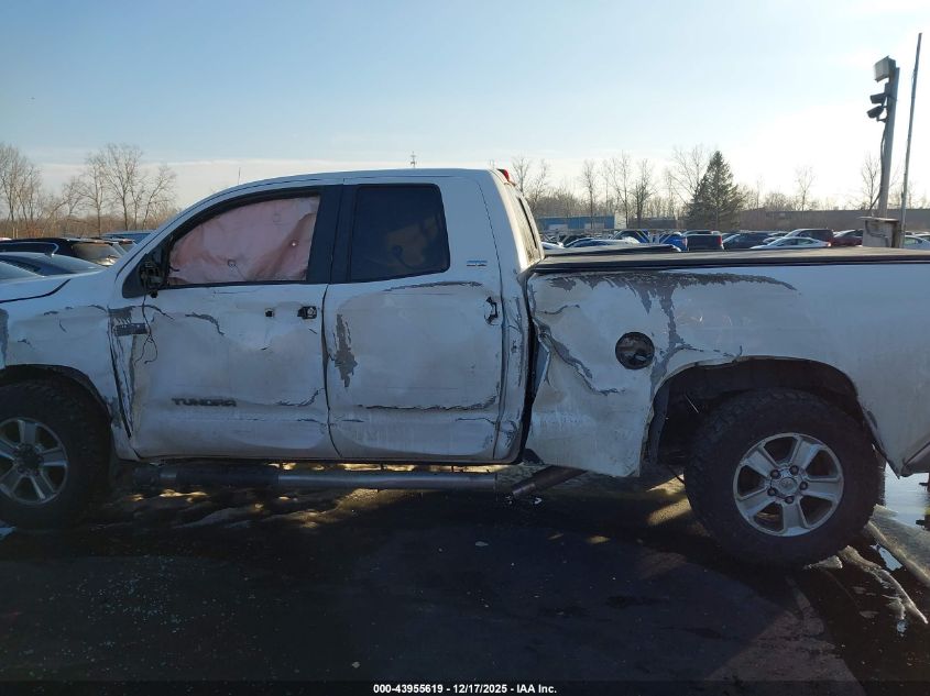 2017 Toyota Tundra Sr5 5.7L V8 VIN: 5TFUW5F16HX603096 Lot: 43955619