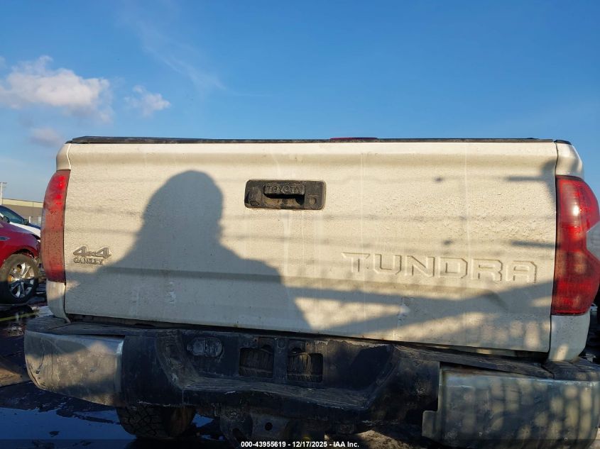 2017 Toyota Tundra Sr5 5.7L V8 VIN: 5TFUW5F16HX603096 Lot: 43955619