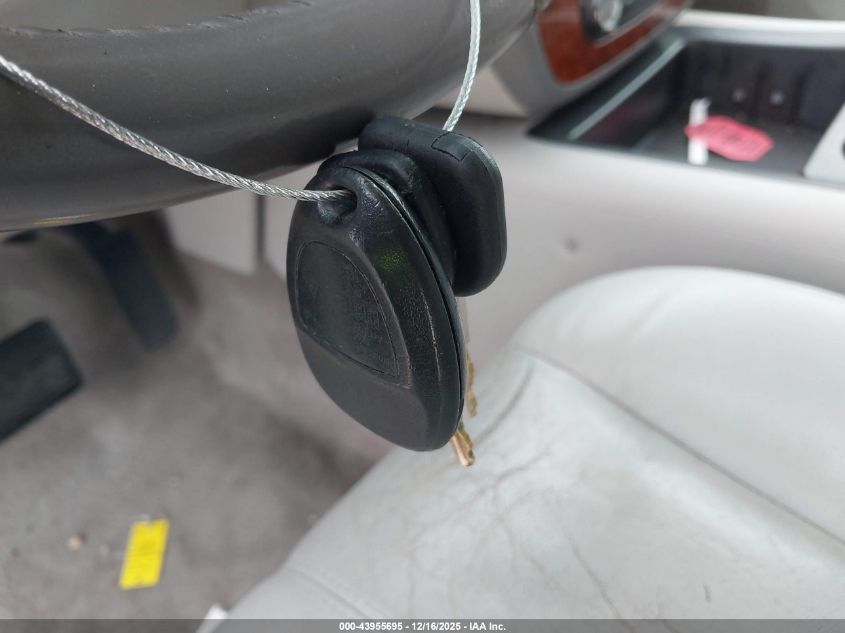 2008 Chevrolet Suburban 1500 Lt VIN: 1GNFC16018R257391 Lot: 43955695