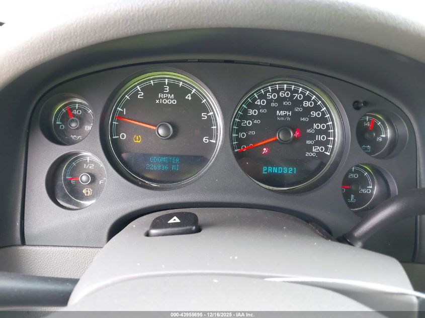 2008 Chevrolet Suburban 1500 Lt VIN: 1GNFC16018R257391 Lot: 43955695