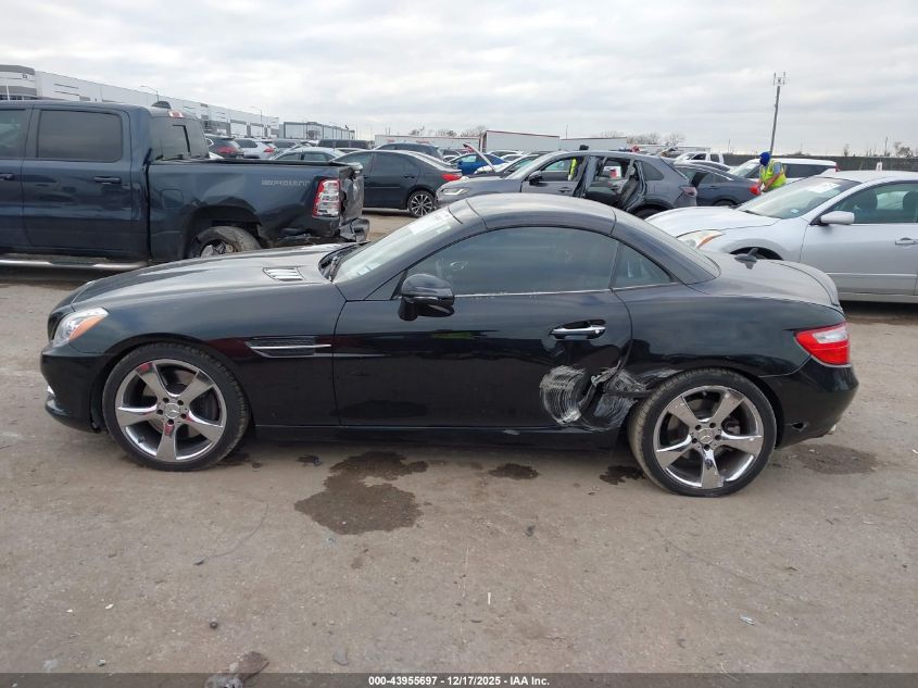 2012 Mercedes-Benz Slk 350 VIN: WDDPK5HAXCF017995 Lot: 43955697